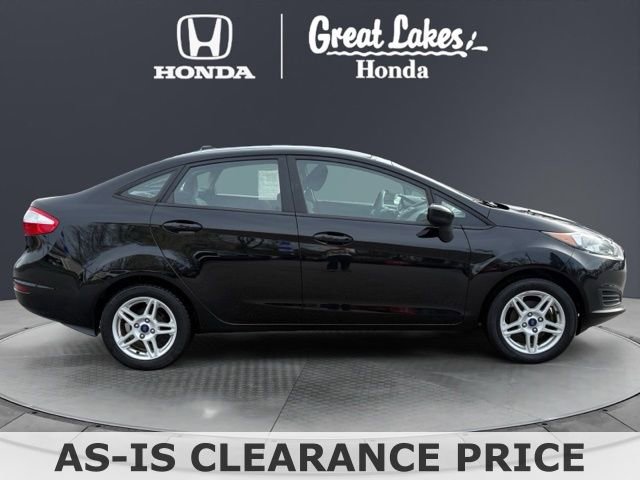 Used 2017 Ford Fiesta SE image 36