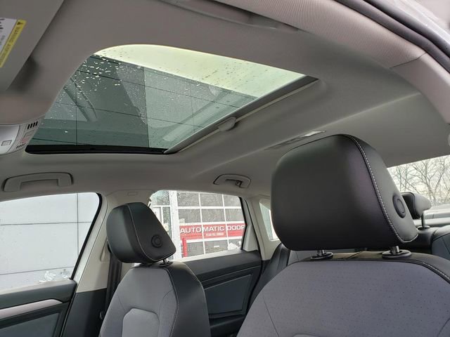 New 2026 Volkswagen Jetta SE FWD image 7