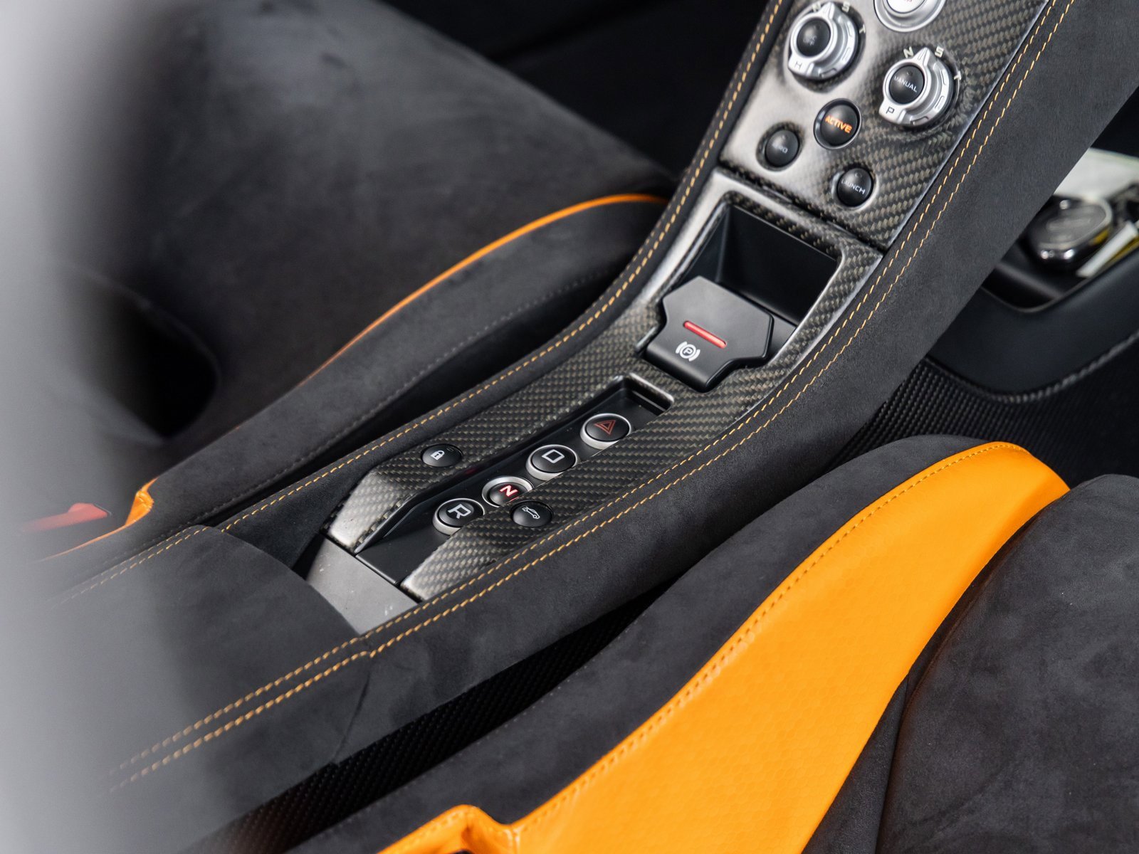 Used 2016 McLaren 675LT Coupe image 37