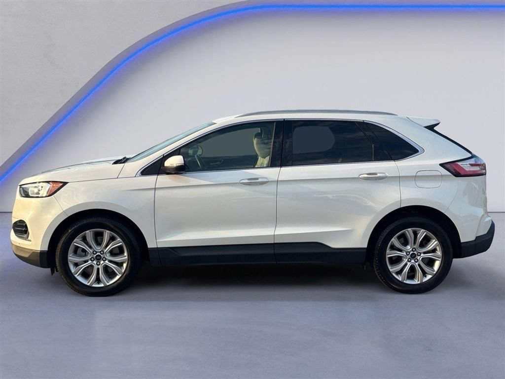 Used 2022 Ford Edge Titanium AWD/4WD image 8