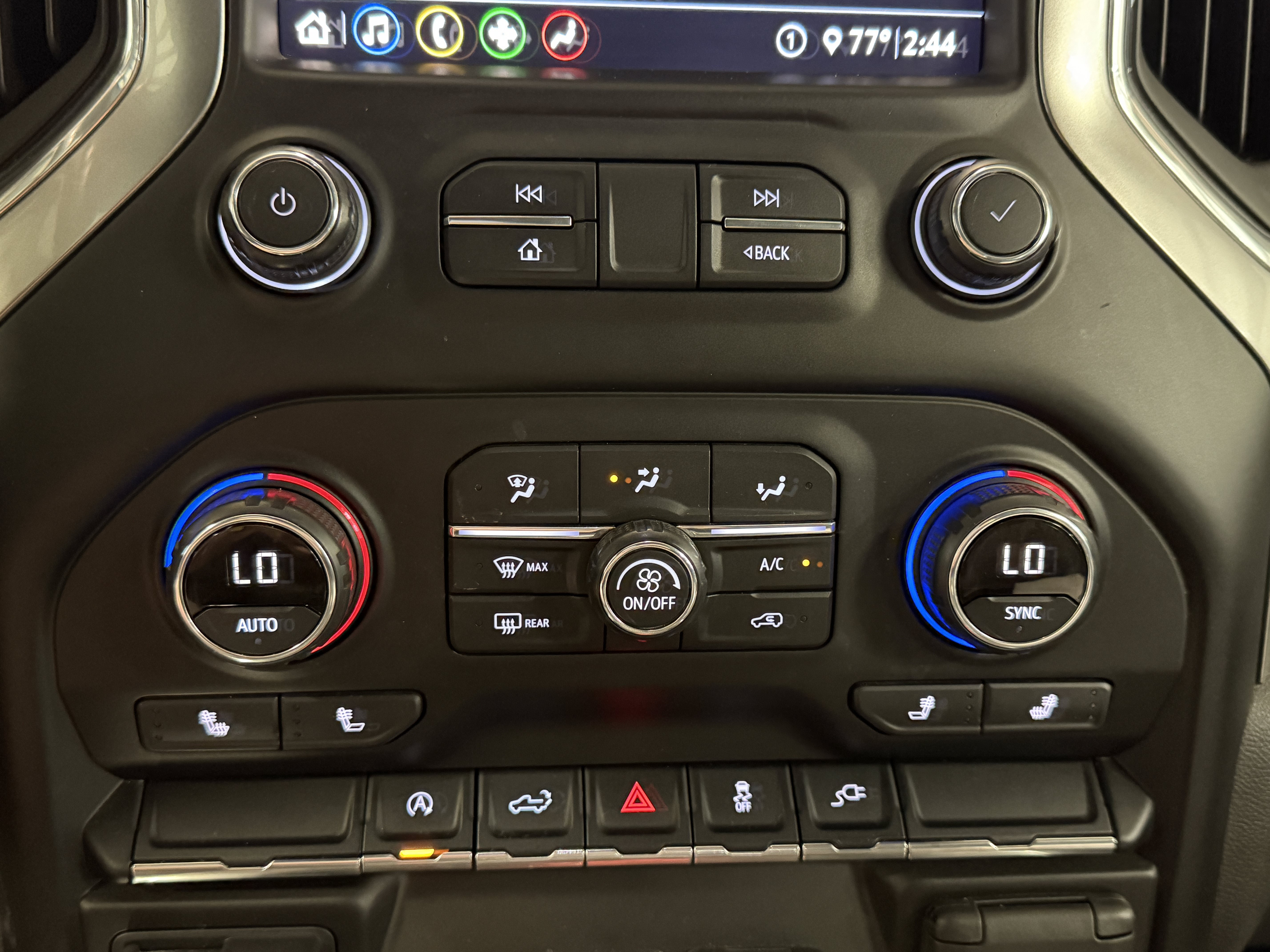 Used 2020 Chevrolet Silverado 1500 RST w/ All-Star Edition AWD/4WD image 9