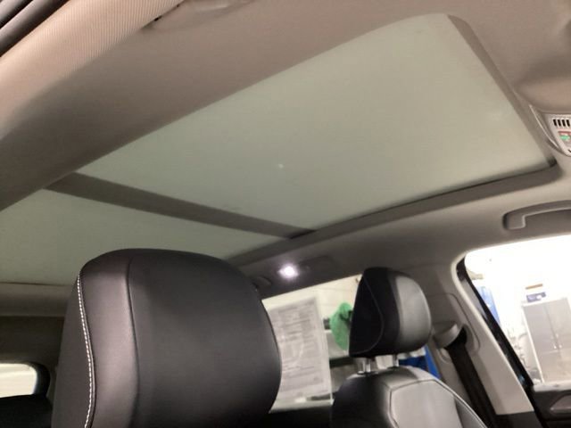 Certified 2023 Volkswagen Tiguan SE w/ Panoramic Sunroof Package image 20