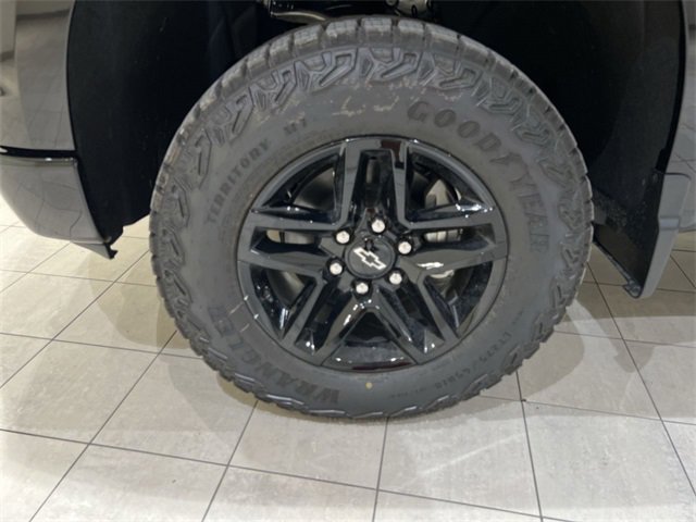 New 2026 Chevrolet Silverado 1500 Custom Trail Boss w/ LPO, Dark Essentials Package image 28