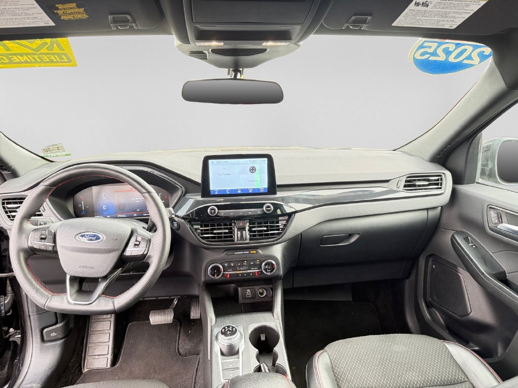 Used 2025 Ford Escape ST-Line Select AWD/4WD image 23