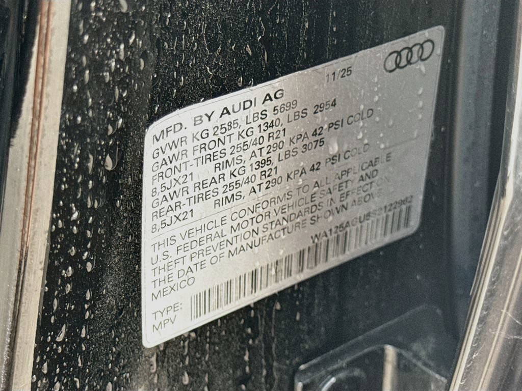 Certified 2025 Audi SQ5 Premium Plus AWD/4WD image 36