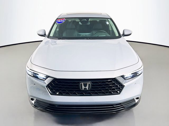 Used 2024 Honda Accord Touring image 3