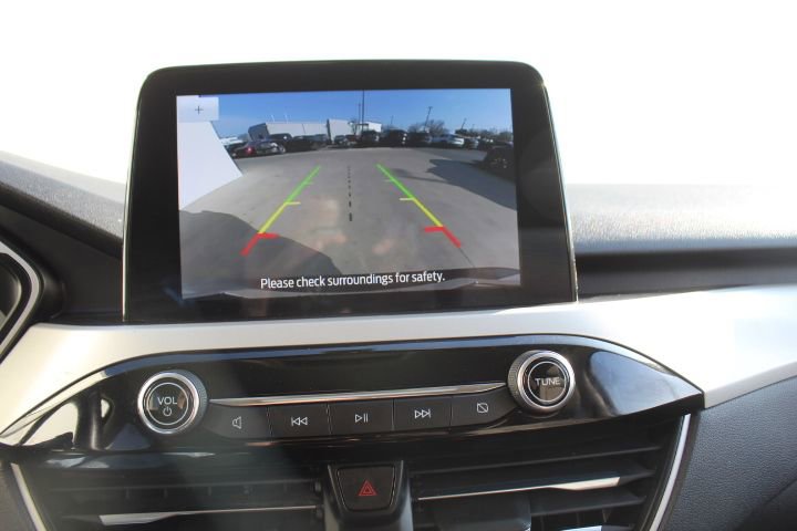 Used 2021 Ford Escape SE w/ SE Sport Appearance Package image 23