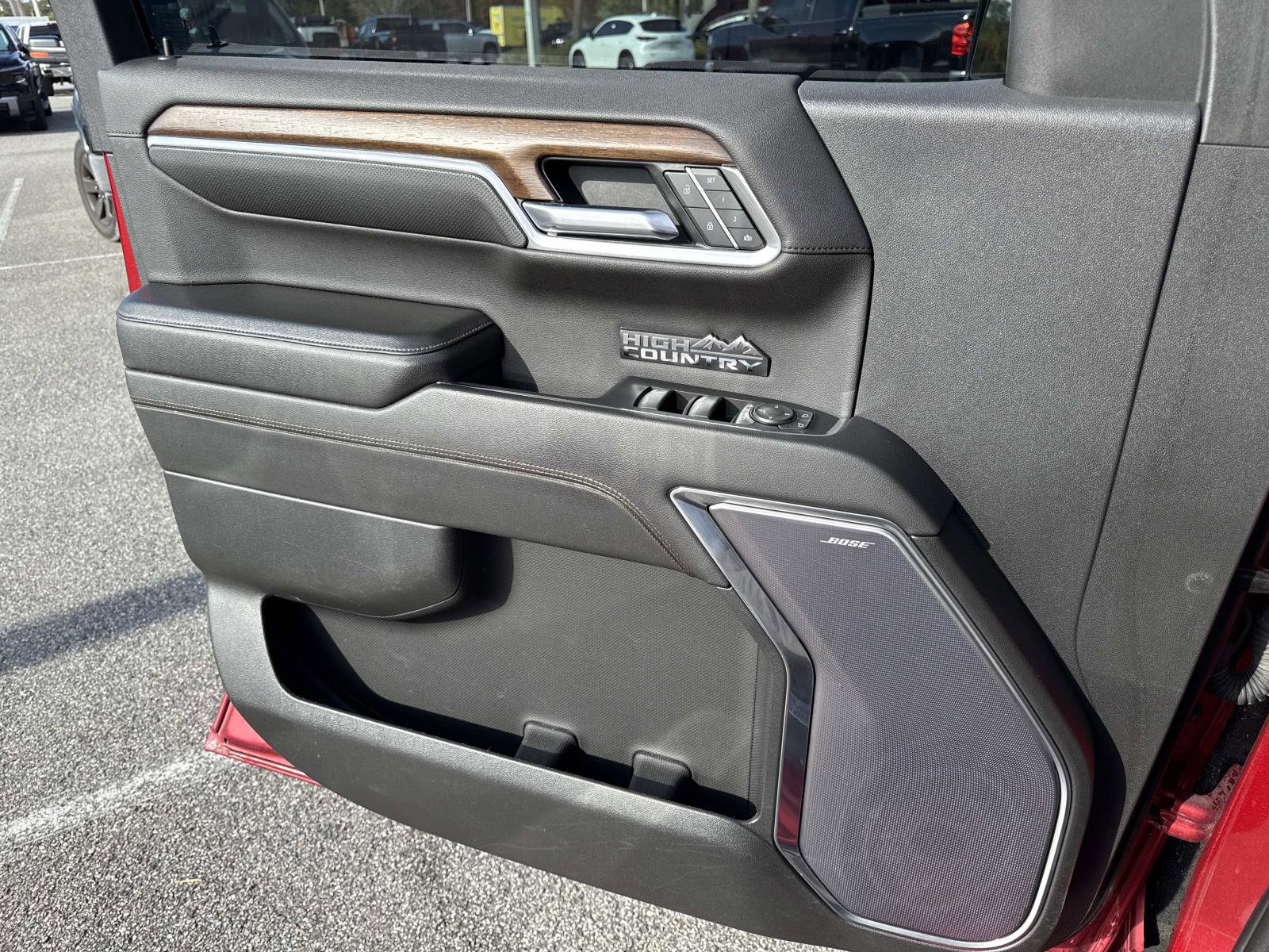 Used 2022 Chevrolet Silverado 1500 High Country w/ High Country Premium Package image 18