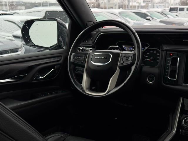 Used 2021 GMC Yukon Denali w/ Denali Ultimate Package image 31