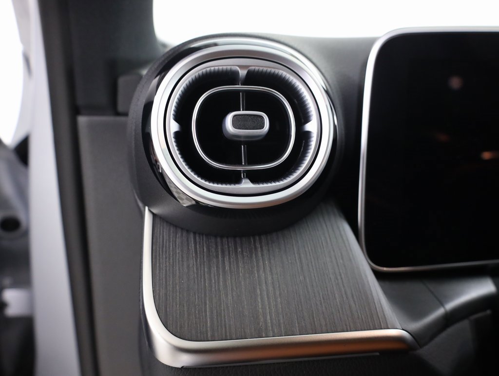 Certified 2026 Mercedes-Benz GLC 300 4MATIC image 12