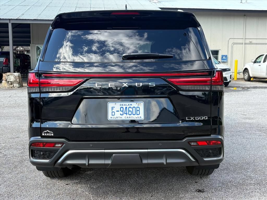 Used 2024 Lexus LX 600 F Sport AWD/4WD image 6