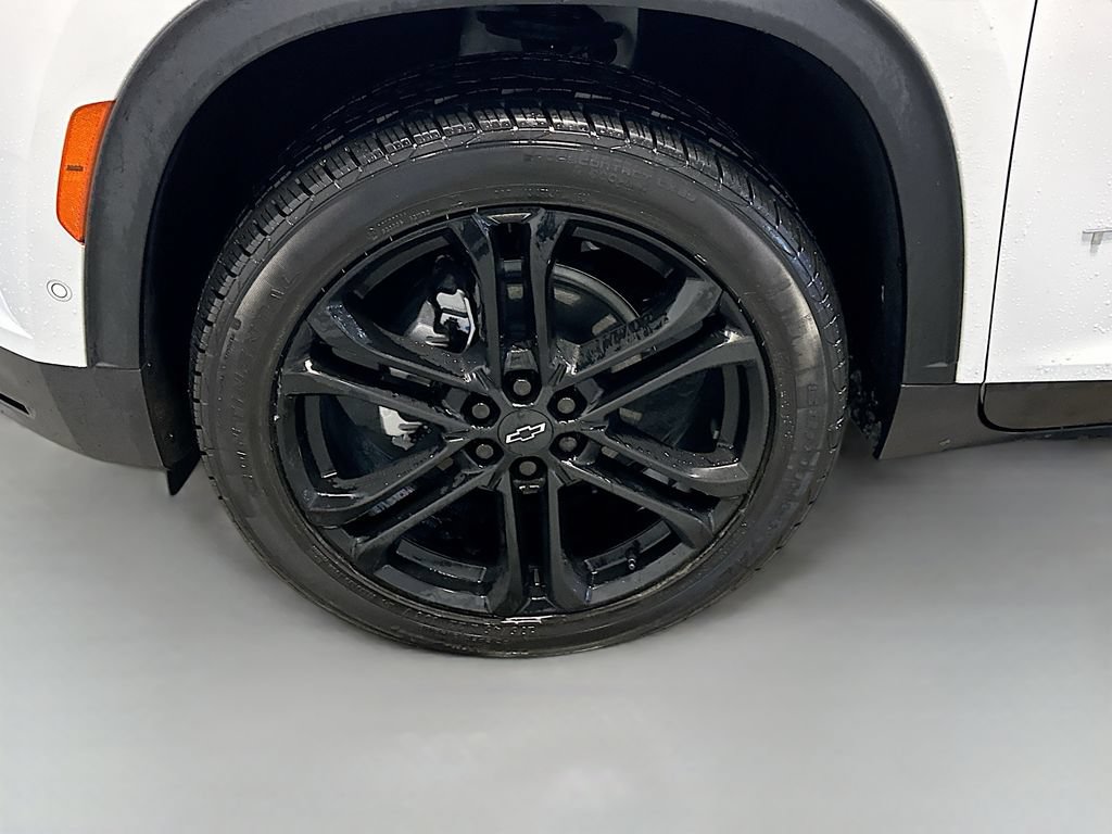 New 2026 Chevrolet Traverse LT w/ Enhanced Driving Package FWD image 34
