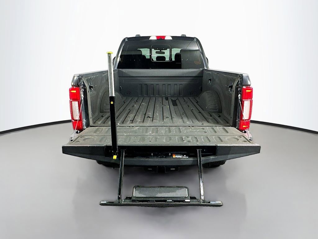 Used 2020 Ford F250 Platinum image 29