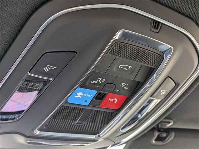 Used 2024 Jeep Grand Cherokee Limited w/ Black Appearance Package AWD/4WD image 15