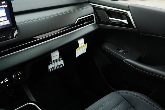 New 2026 Mitsubishi Outlander SE FWD image 21