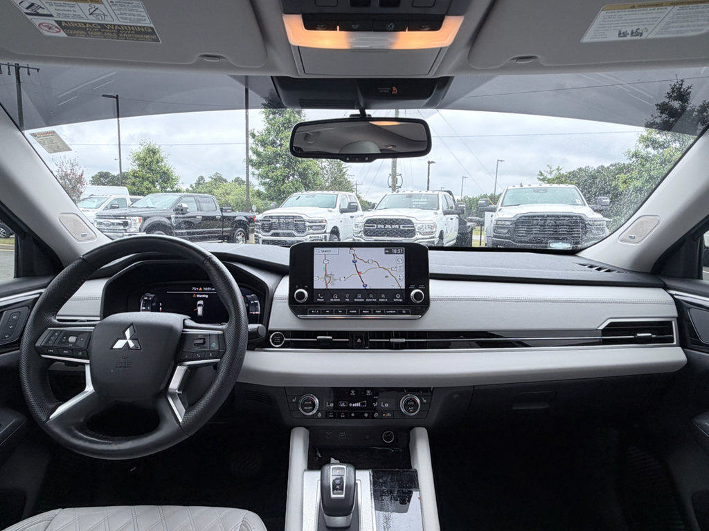 Used 2024 Mitsubishi Outlander SEL FWD image 12