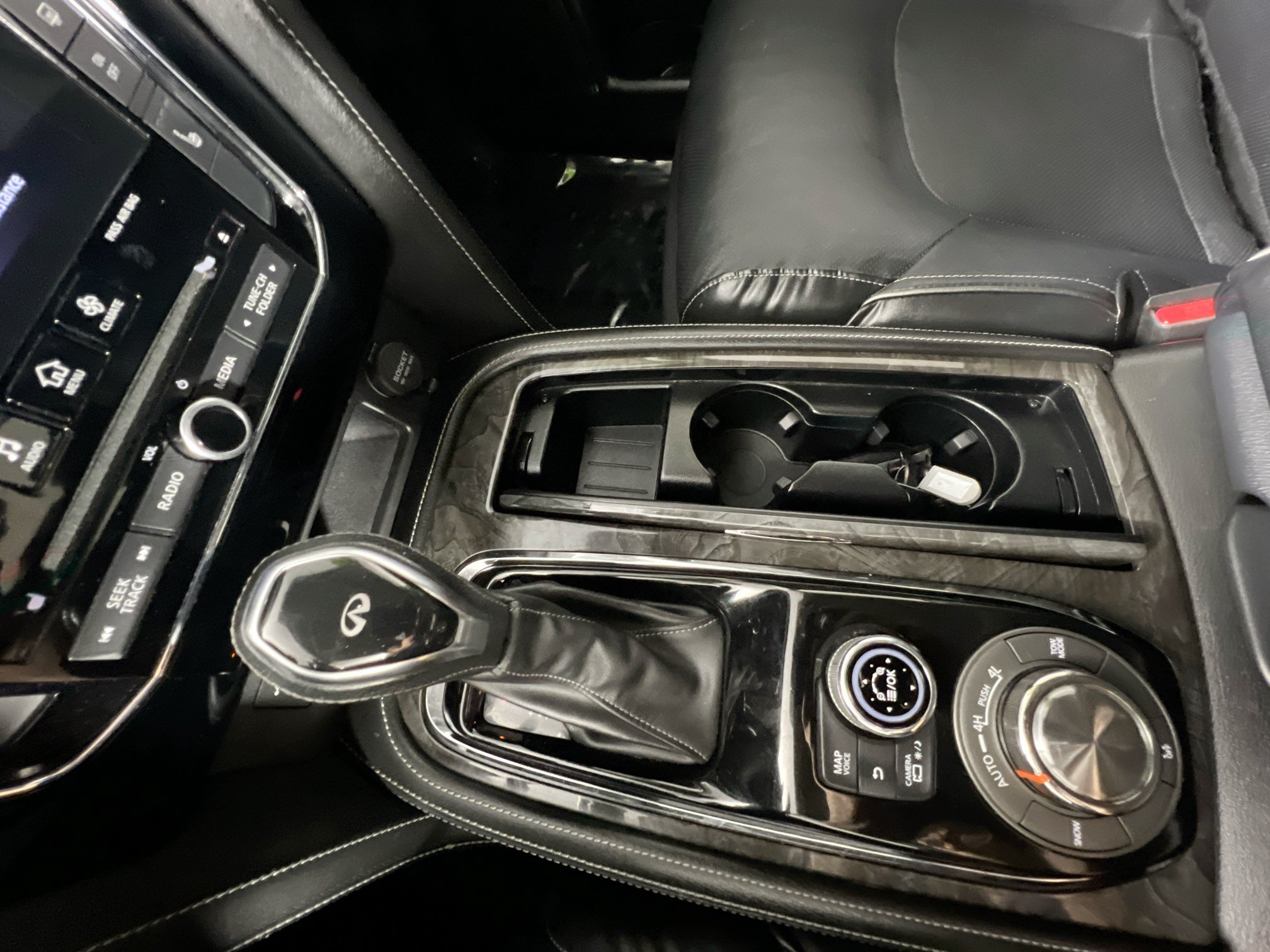 Used 2020 INFINITI QX80 Luxe w/ Proassist Package AWD/4WD image 25