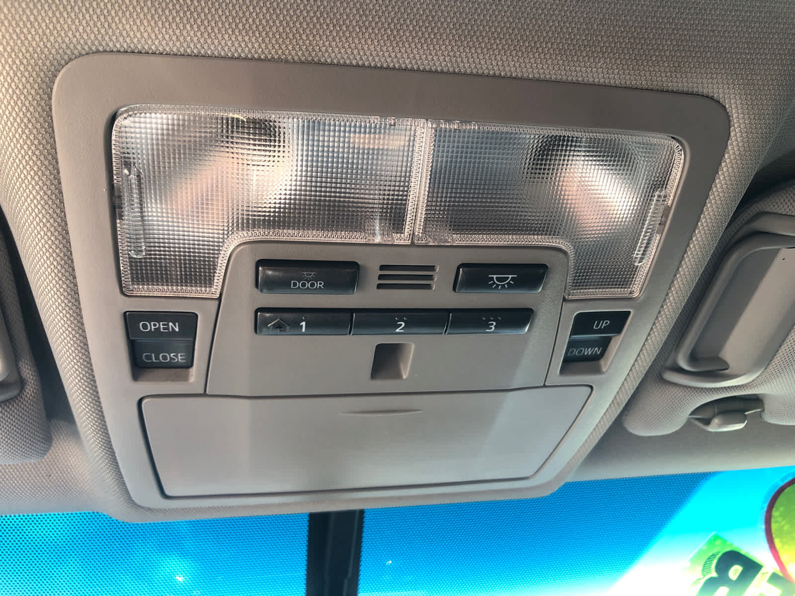Used 2017 Toyota Camry XLE FWD image 20