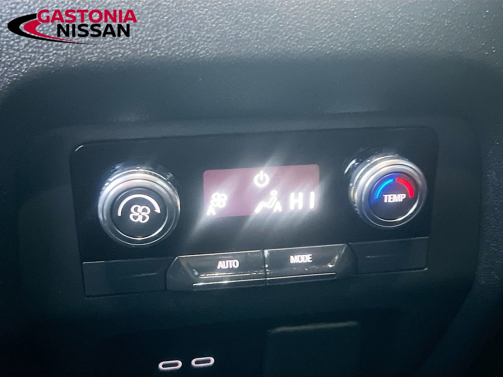 Used 2025 GMC Acadia Elevation image 35