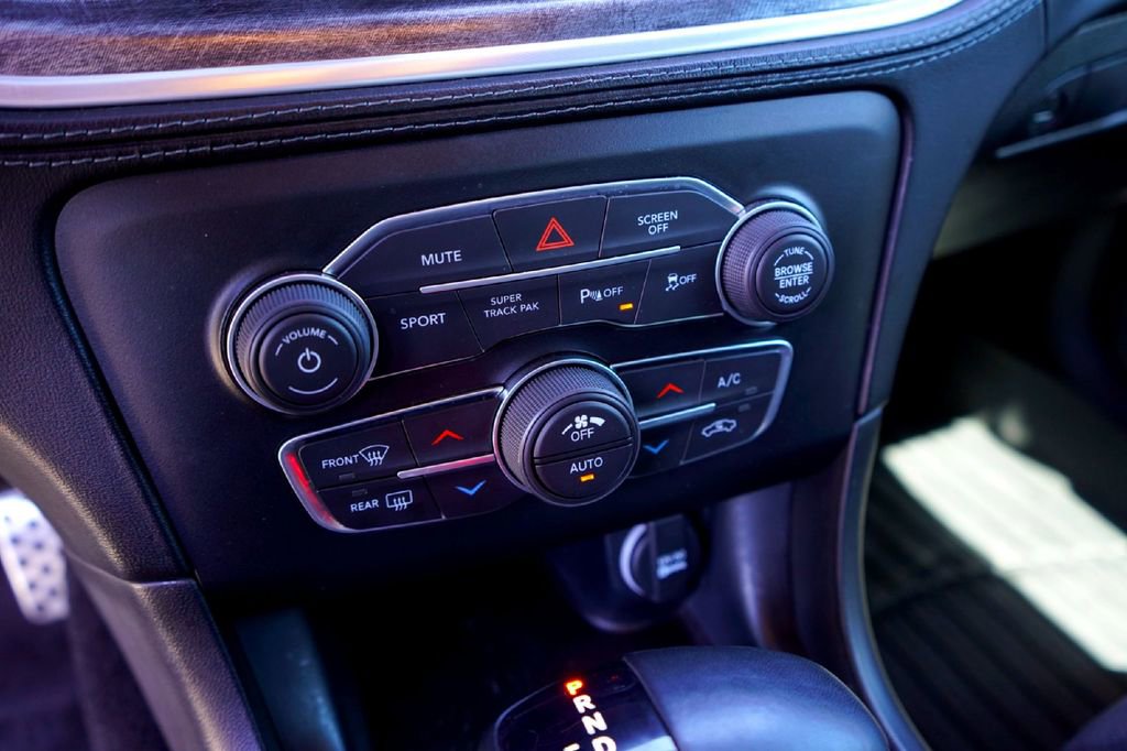 Used 2023 Dodge Charger R/T w/ Daytona Edition Group RWD image 17