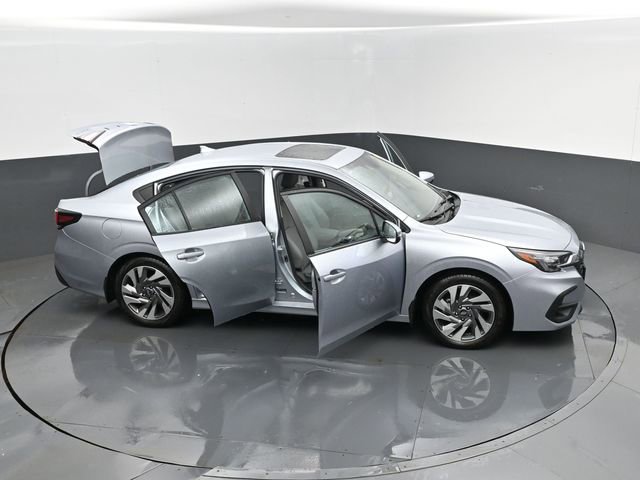 Used 2025 Subaru Legacy Limited image 28