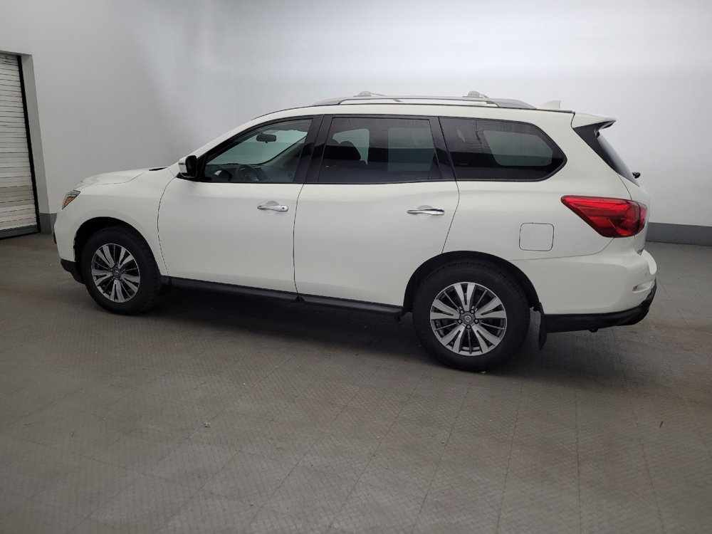 Used 2019 Nissan Pathfinder S AWD/4WD image 3