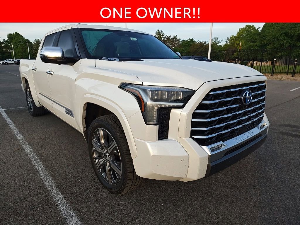Used 2023 Toyota Tundra Capstone AWD/4WD image 3