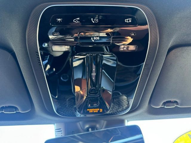 Used 2024 Mercedes-Benz GLC 300 4MATIC image 35