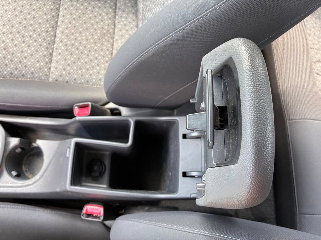 Used 2019 Hyundai Ioniq Plug-In Hybrid FWD image 39