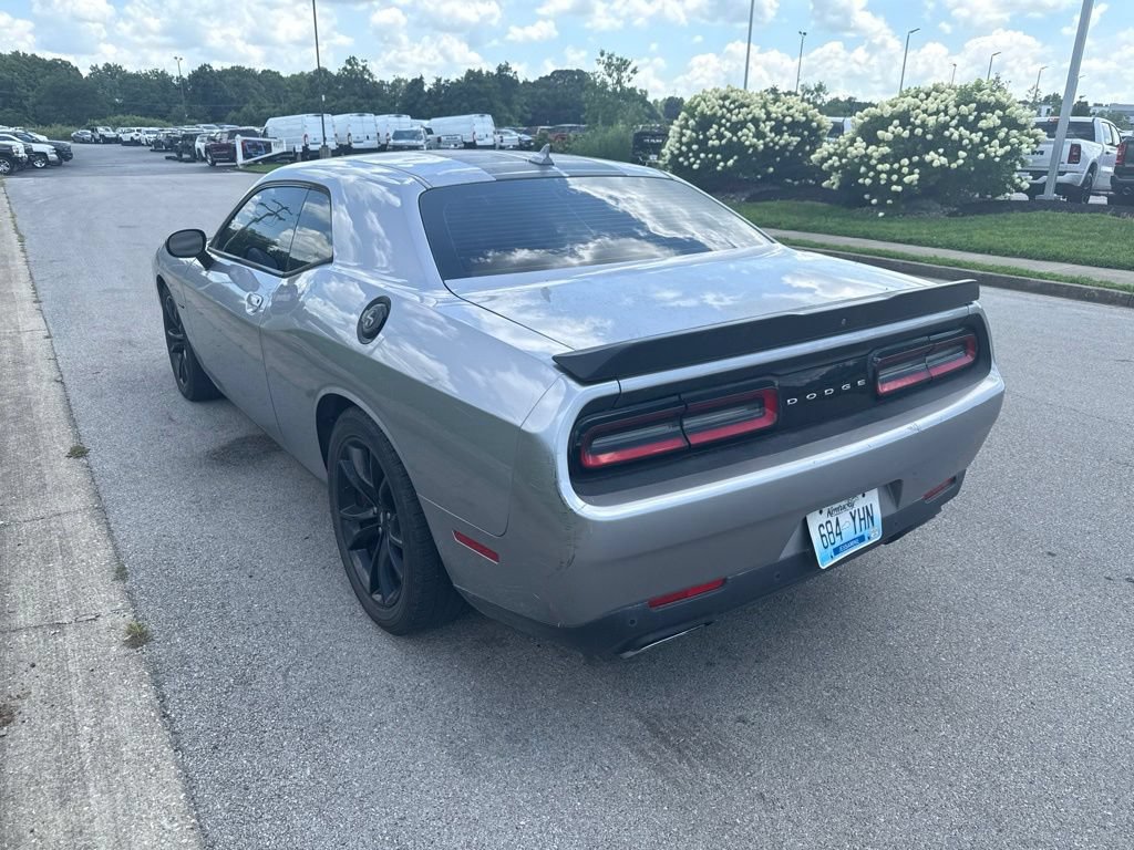Used 2018 Dodge Challenger R/T w/ Blacktop Package RWD image 4