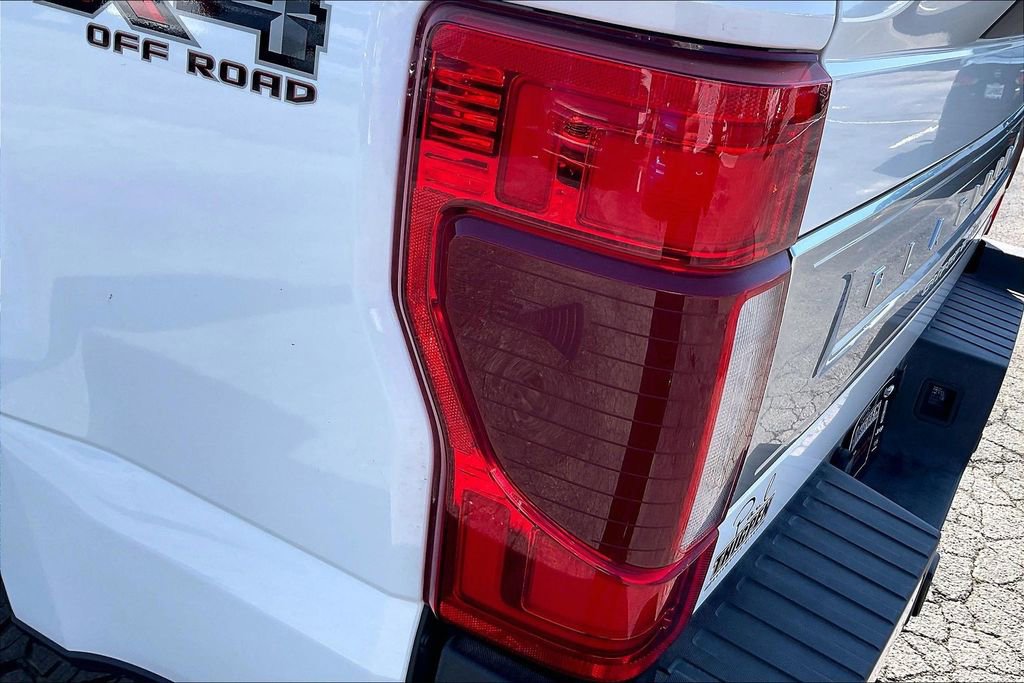 Used 2022 Ford F250 Platinum w/ FX4 Off-Road Package image 24