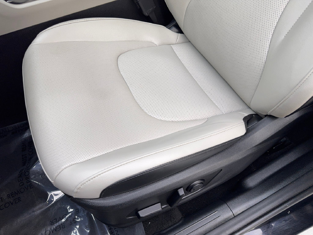 Used 2024 Kia Sportage EX FWD image 29