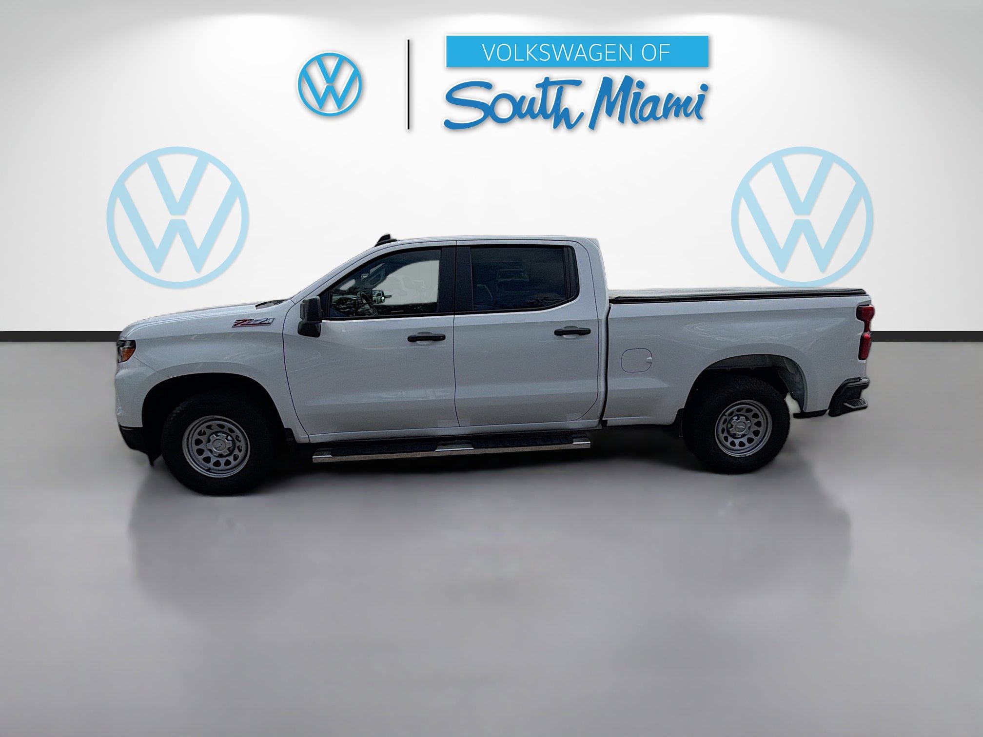 Used 2024 Chevrolet Silverado 1500 W/T w/ Z71 Off-Road Package image 4