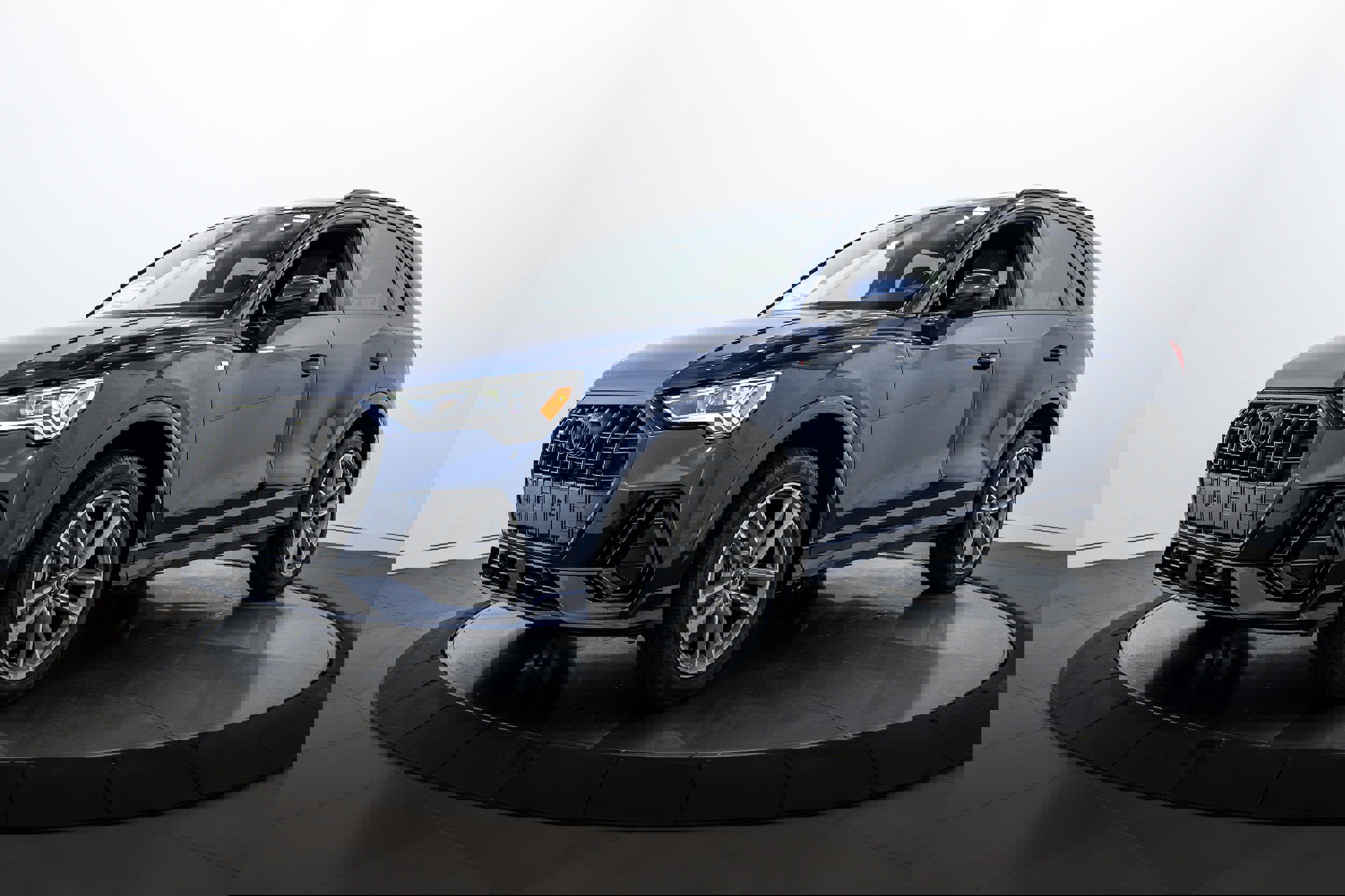 New 2025 Audi Q3 2.0T Premium image 6