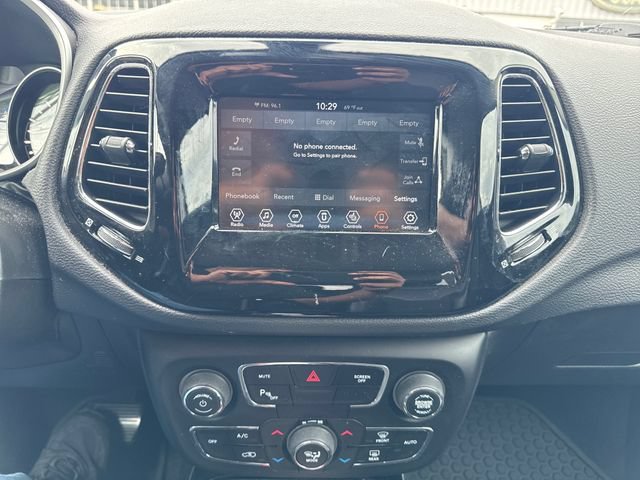 Used 2019 Jeep Compass Latitude AWD/4WD image 21