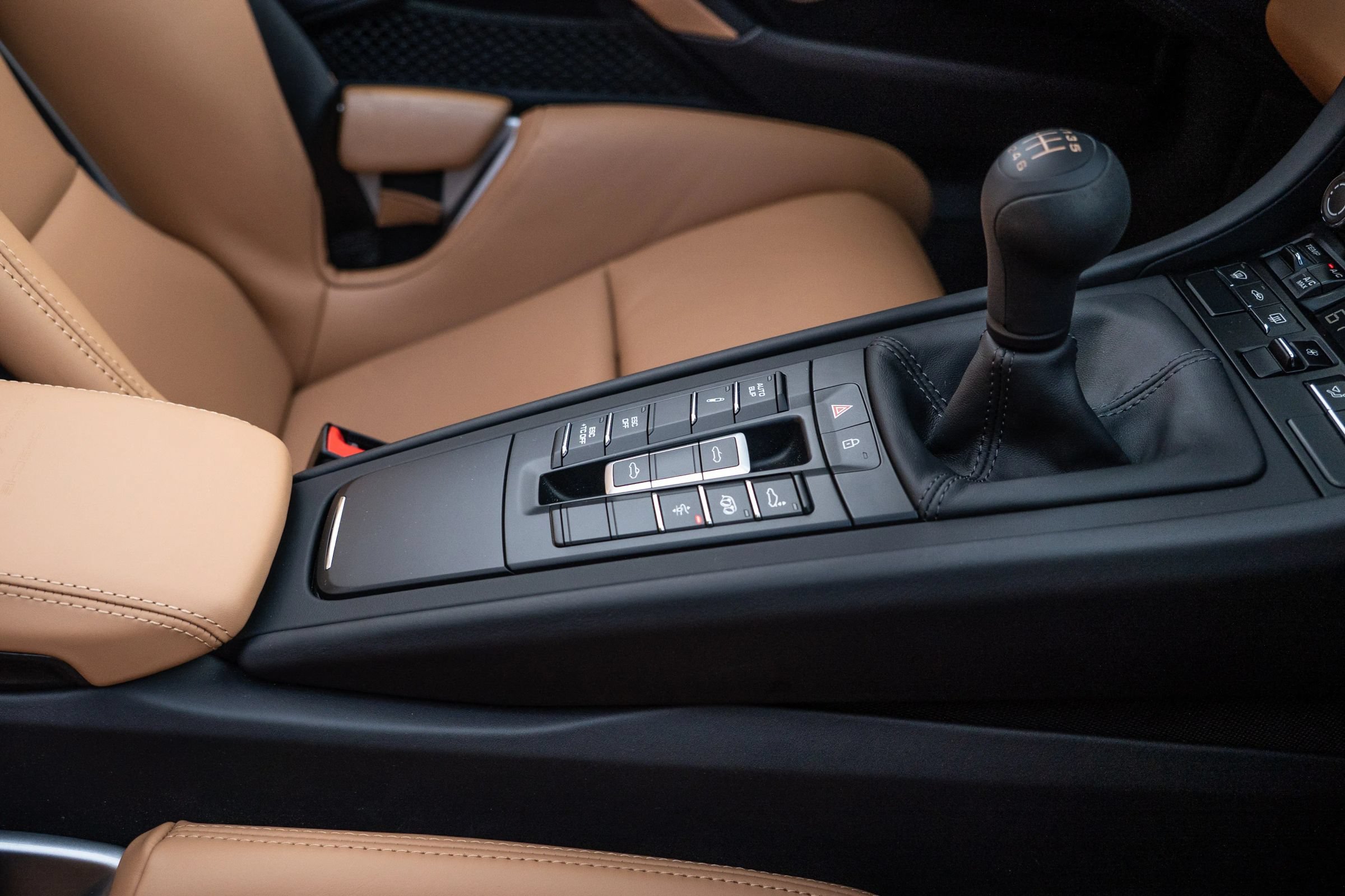 Used 2019 Porsche 911 Speedster RWD image 58