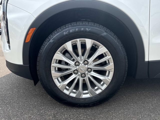 Certified 2024 Cadillac XT4 Luxury w/ Cold Weather Package AWD/4WD image 11