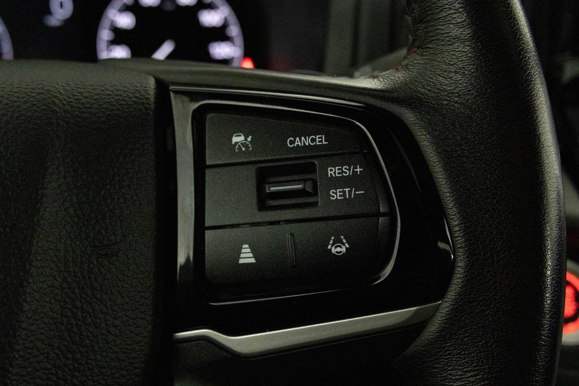 Used 2025 Honda Odyssey Sport-L image 27