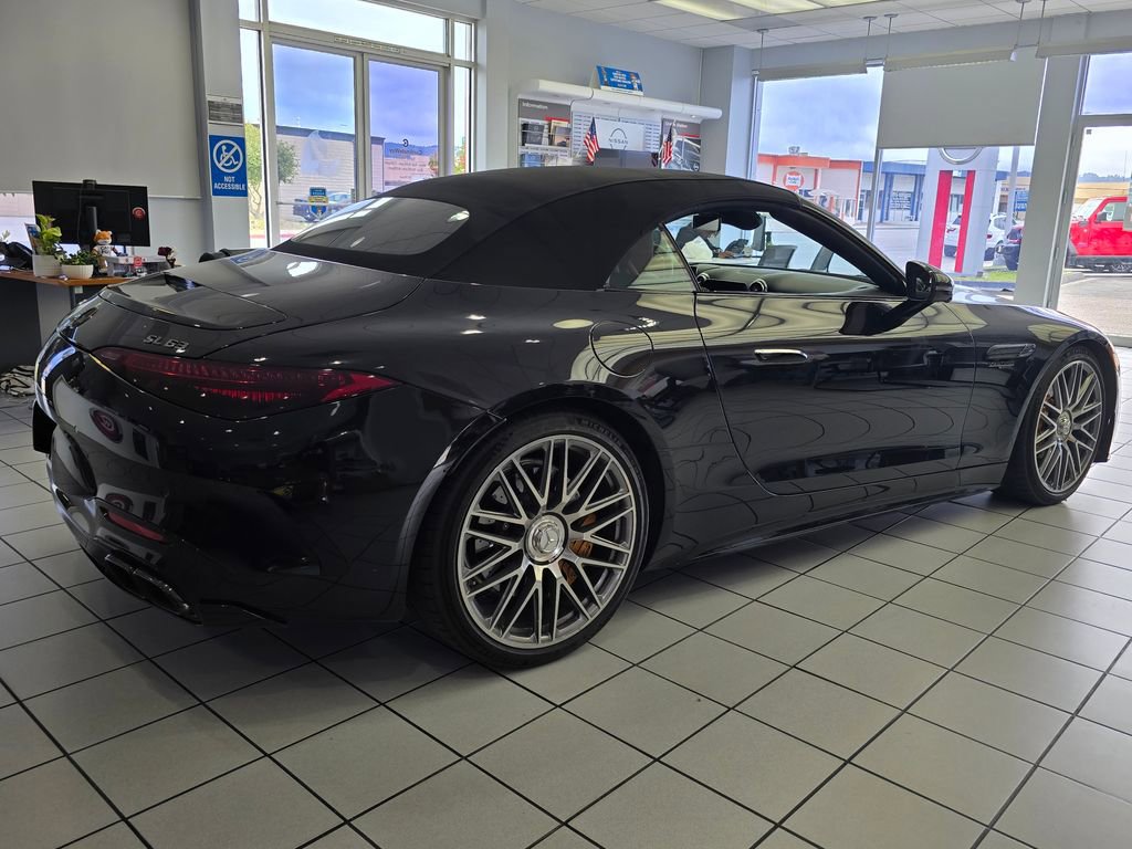 Used 2022 Mercedes-Benz SL 63 AMG 4MATIC image 5