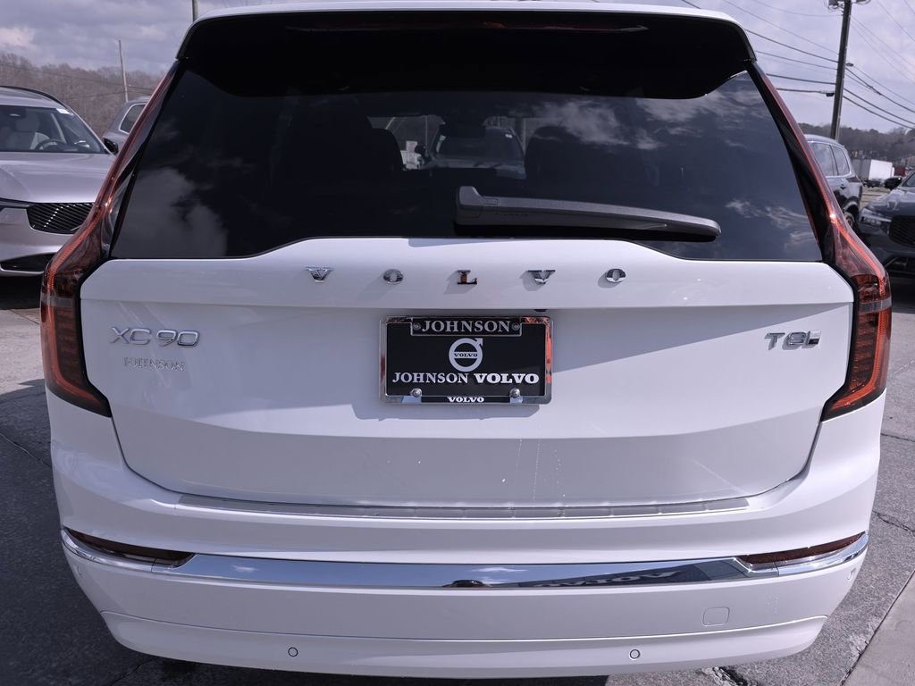 New 2026 Volvo XC90 T8 Plus w/ Protection Package Premier image 6