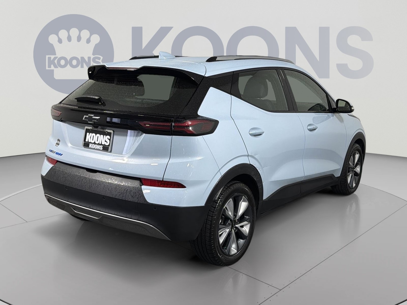 Used 2023 Chevrolet Bolt EUV LT w/ Convenience Package FWD image 7