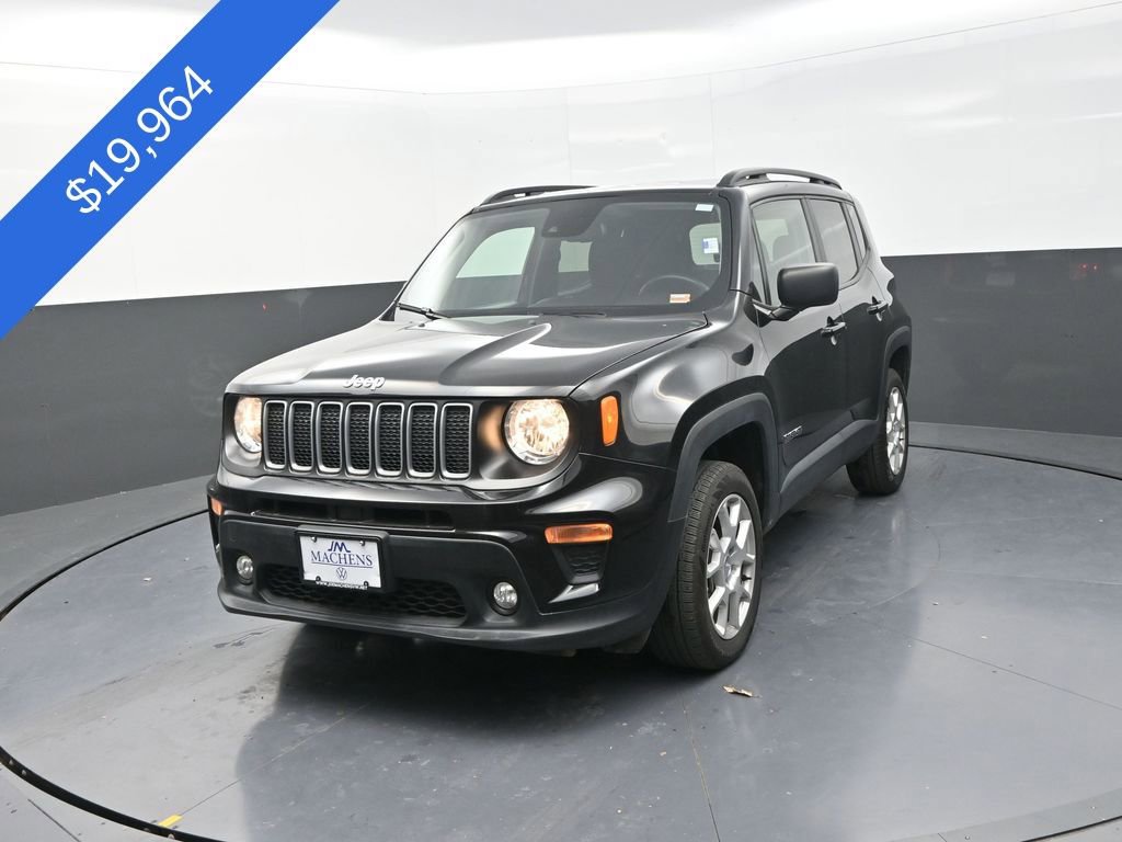 Used 2023 Jeep Renegade Latitude w/ Premium Group image 3