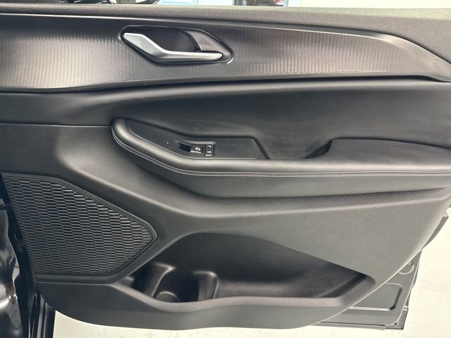 Used 2023 Jeep Grand Cherokee Altitude image 26