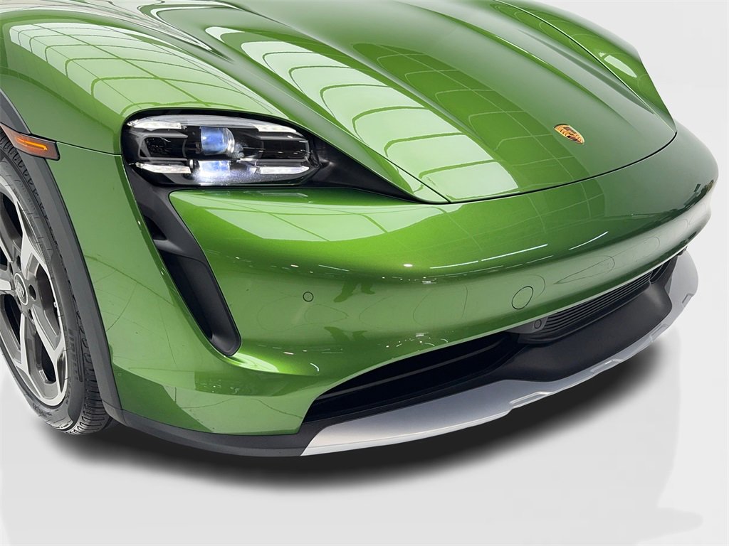 Used 2023 Porsche Taycan 4S image 3