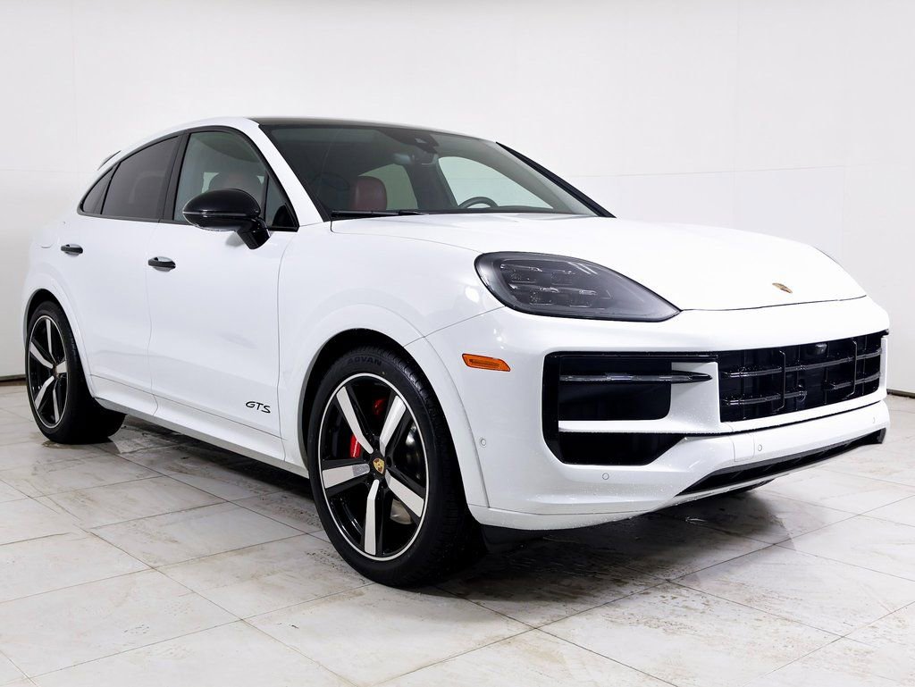 Certified 2025 Porsche Cayenne GTS image 29