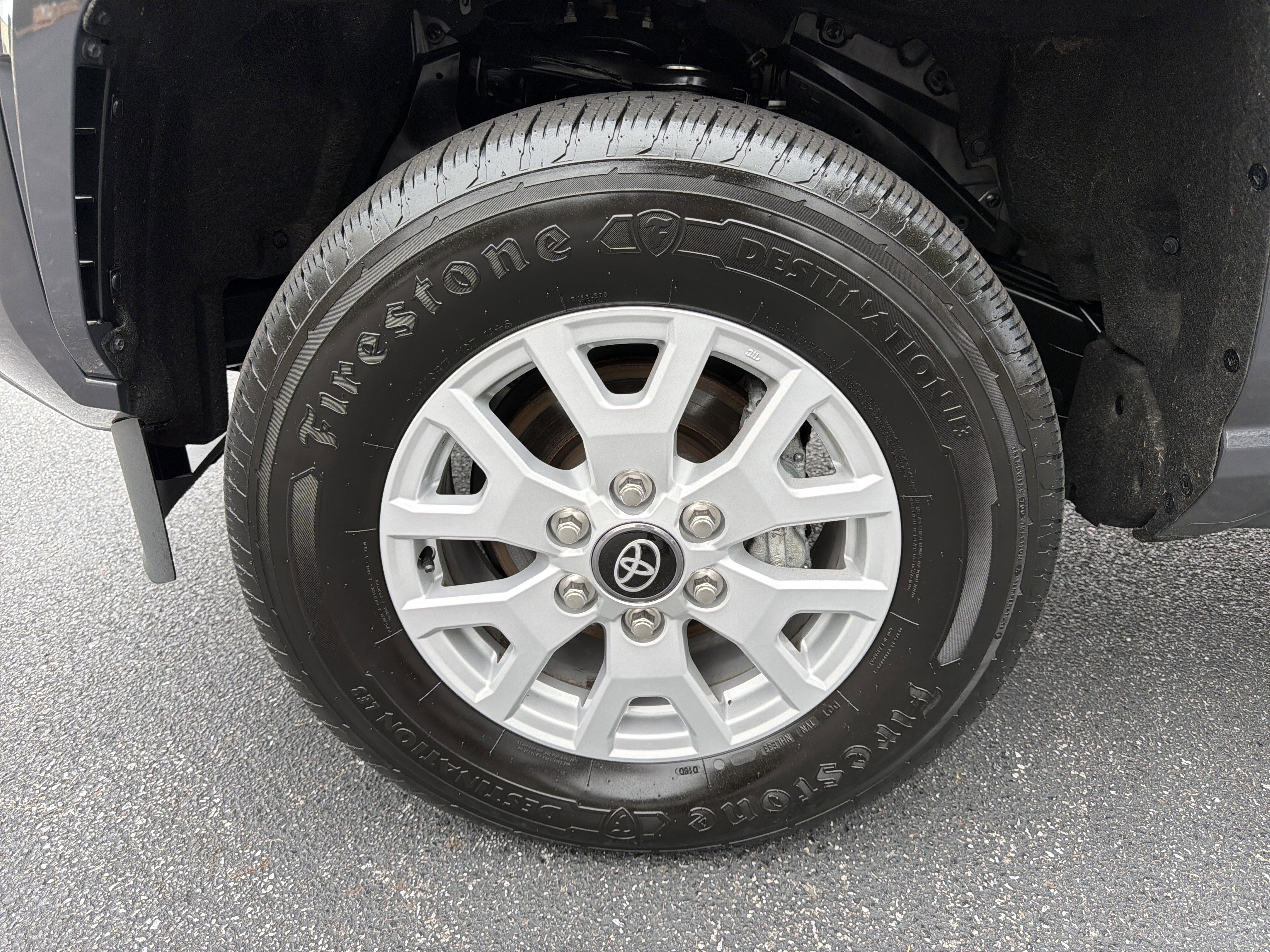 Used 2024 Toyota Tacoma SR5 image 11