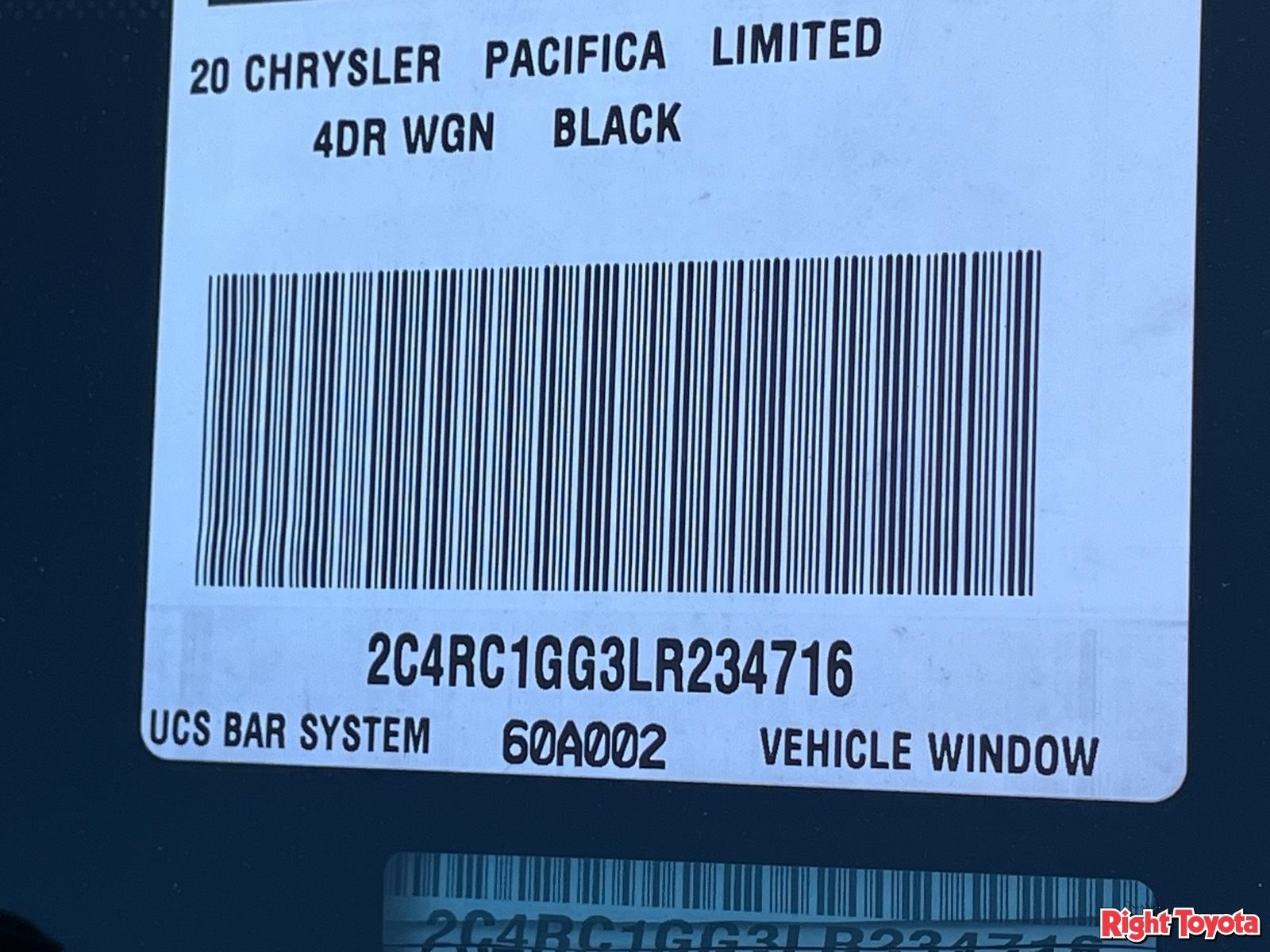 Used 2020 Chrysler Pacifica Limited FWD image 34