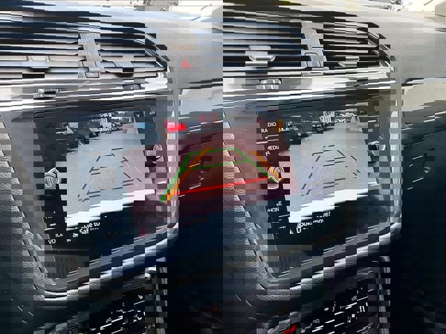 Used 2024 Volkswagen Tiguan SE image 26