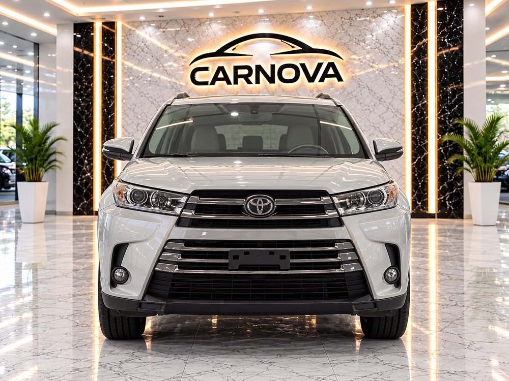 Used 2018 Toyota Highlander Limited FWD image 3