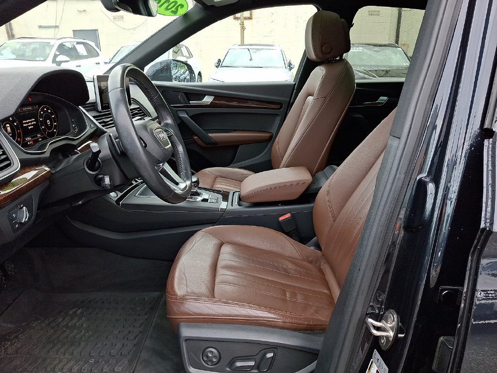 Used 2018 Audi Q5 Premium Plus w/ Premium Plus Package AWD/4WD image 14